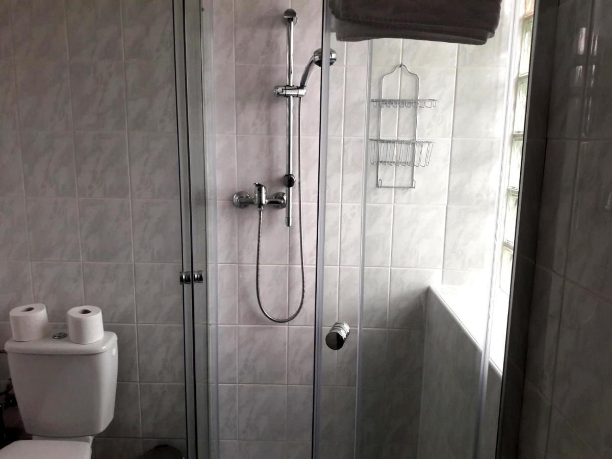 Wurz Pension Mois מראה חיצוני תמונה